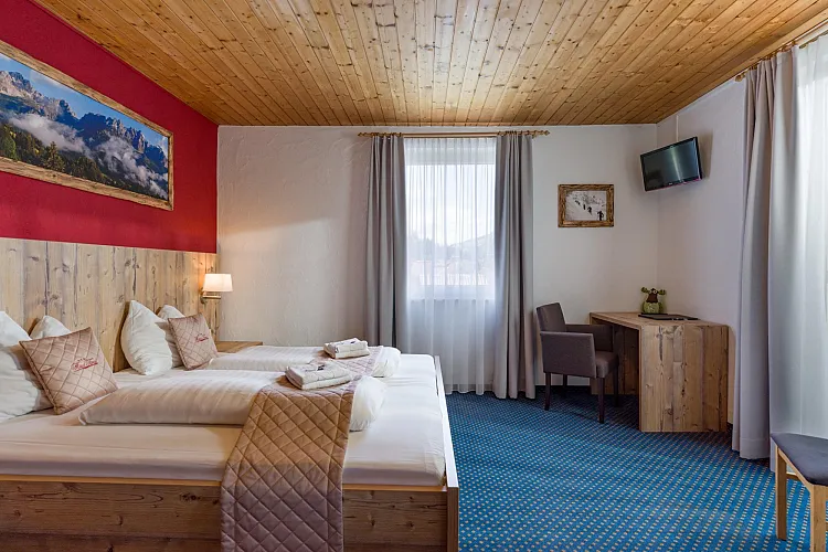 1_haus_tirol_comfort_doppeltzimmer_zimmer_5_2.jpg